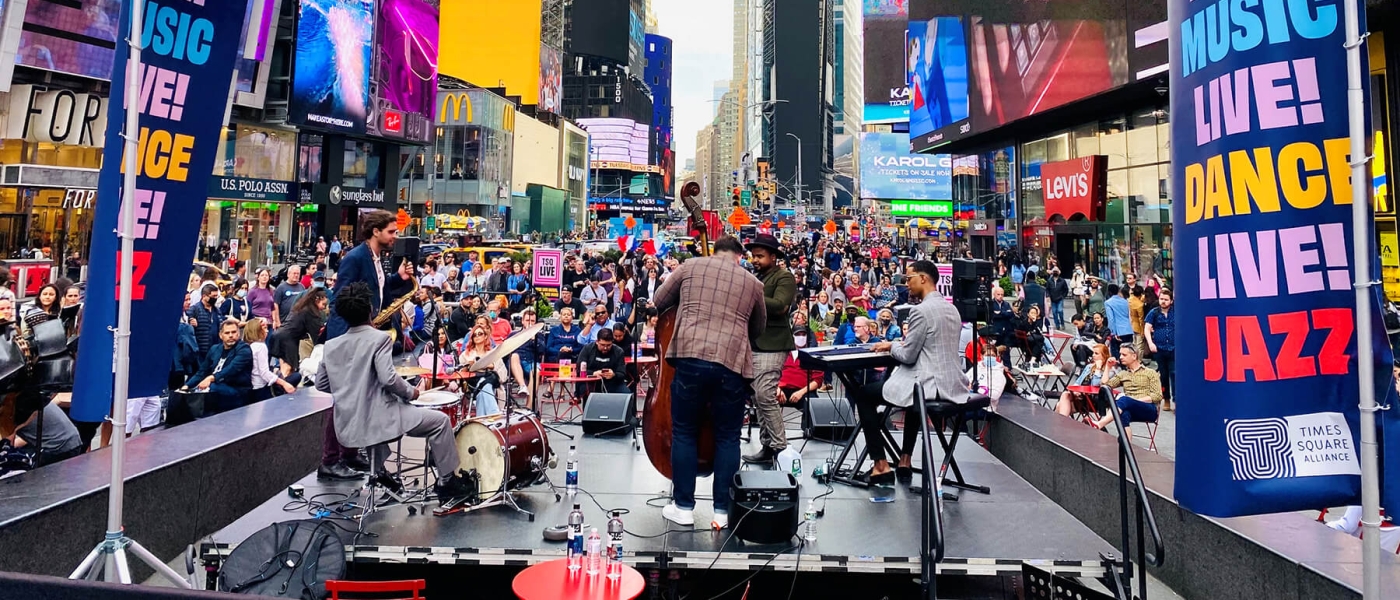 Alphonso Horne's Gotham Kings performing in Times Square to an audience as part of TSQ LIVE